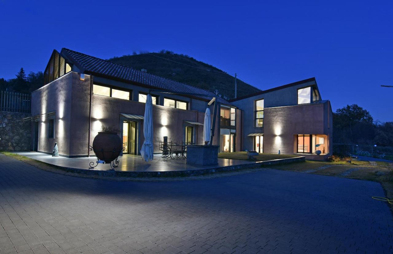 Cirasa Luxury Country House เตรคาสตาญิ ภายนอก รูปภาพ
