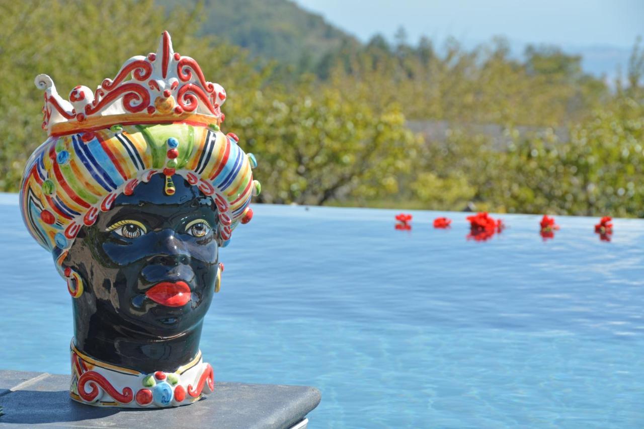 Cirasa Luxury Country House เตรคาสตาญิ ภายนอก รูปภาพ